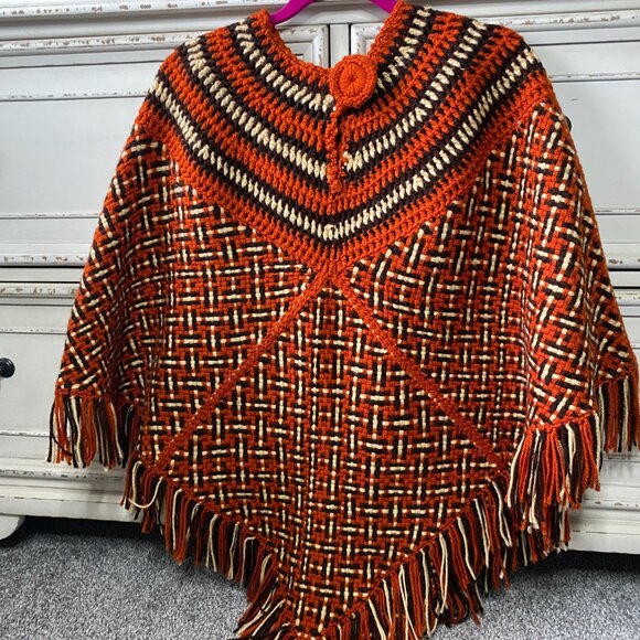 Vintage handmade poncho - Picture 1 of 9